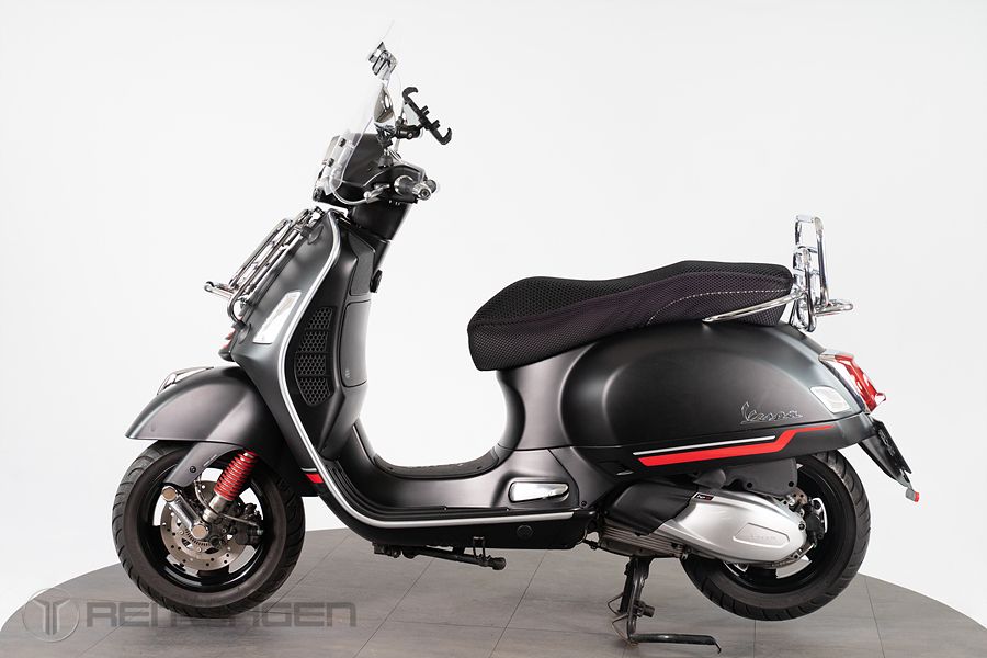 베스파 GTS 300 슈퍼스포츠 thumb 2