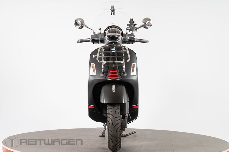 베스파 GTS 300 슈퍼스포츠 more