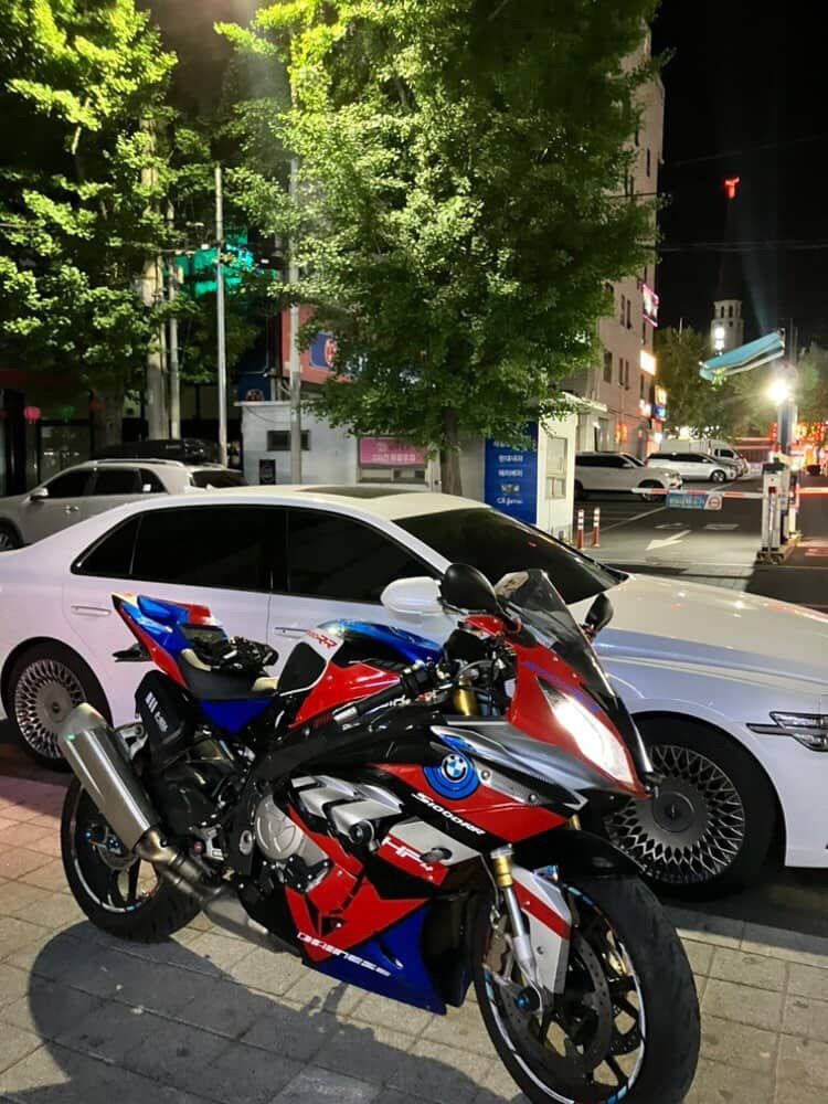 BMW S 1000 RR 2018 사진 1