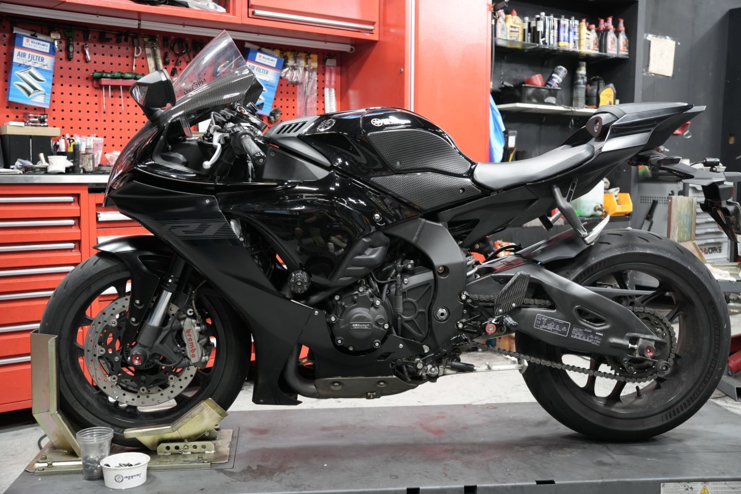 야마하 YZF R1 more