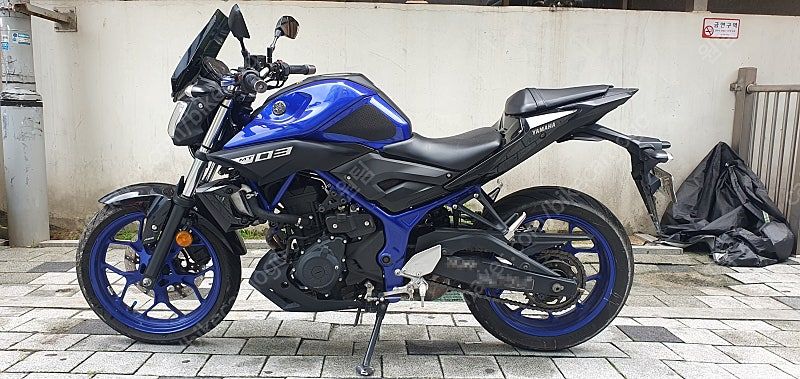 야마하 MT 03 thumb 2