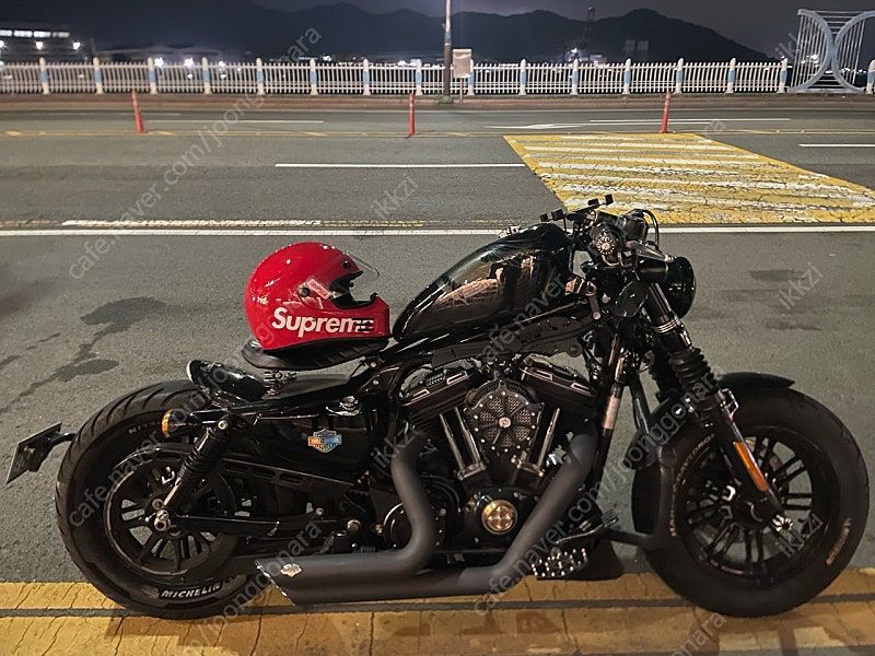 할리데이비슨 포티에잇 main