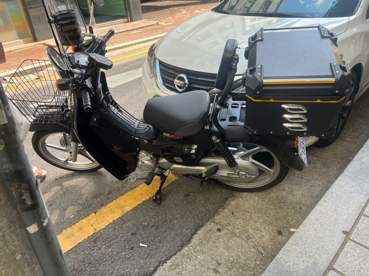 혼다 슈퍼 커브 110 thumb 2