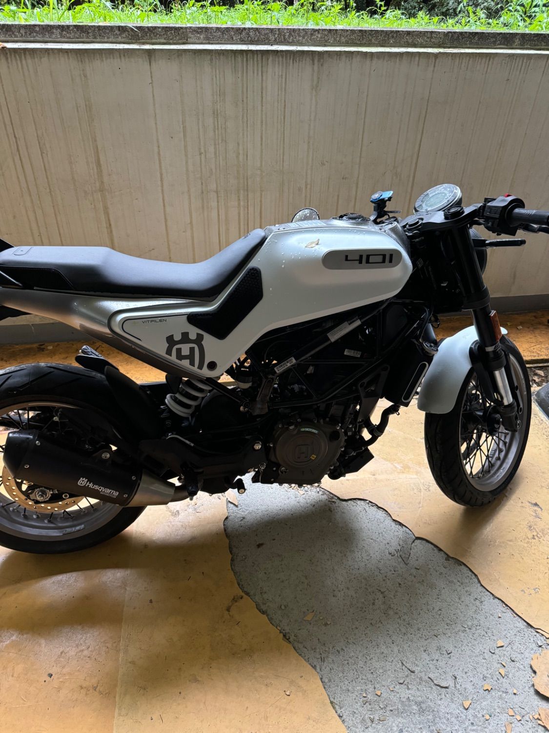 허스크바나 비트필렌 401 more