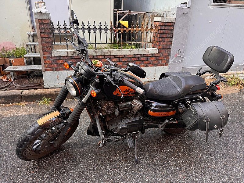 KR모터스 아퀼라 300 S more