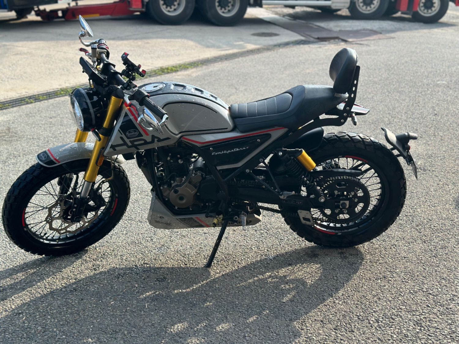 몬디알 힙스터 125 thumb 2