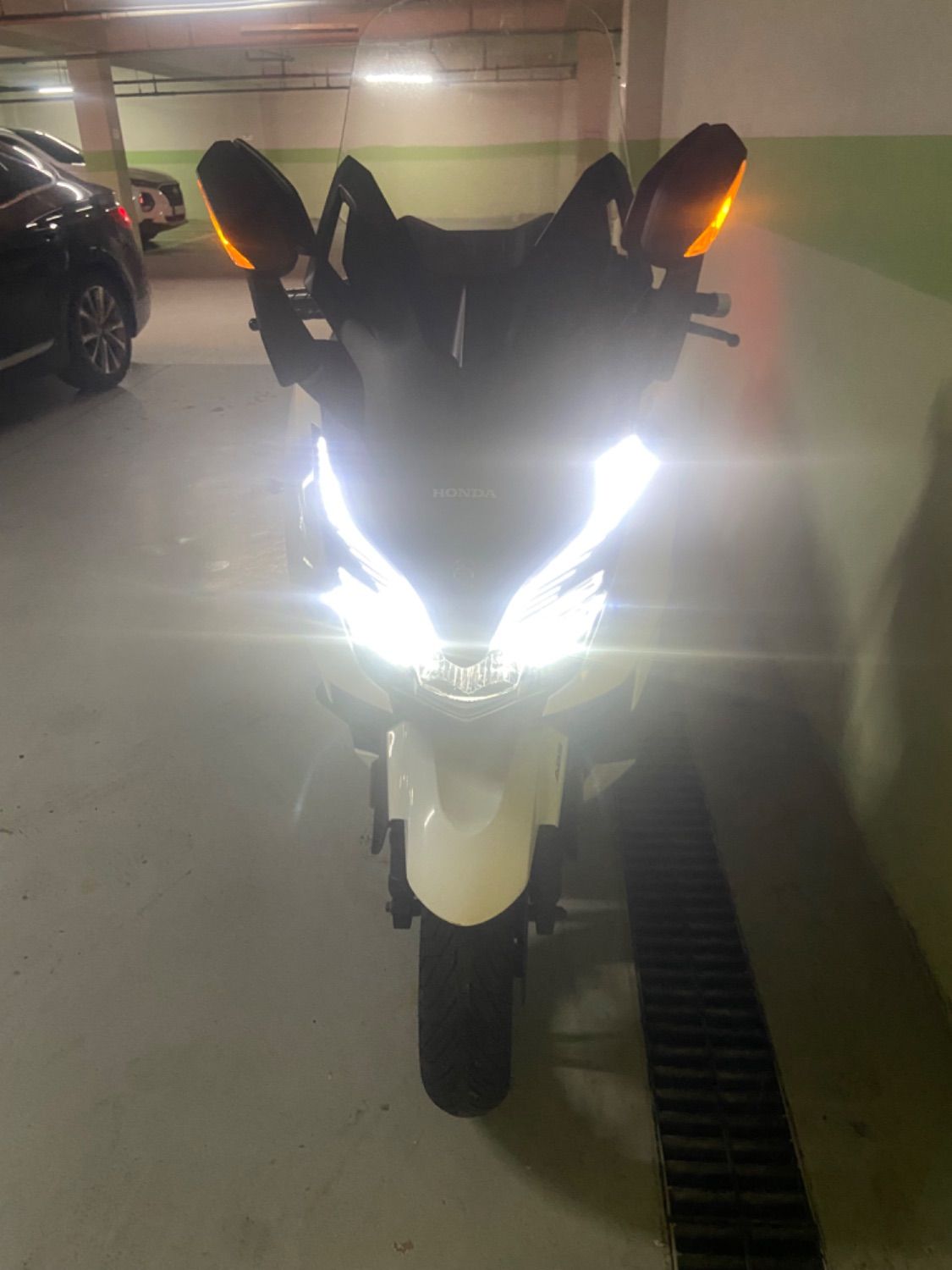 혼다 포르자 350 more