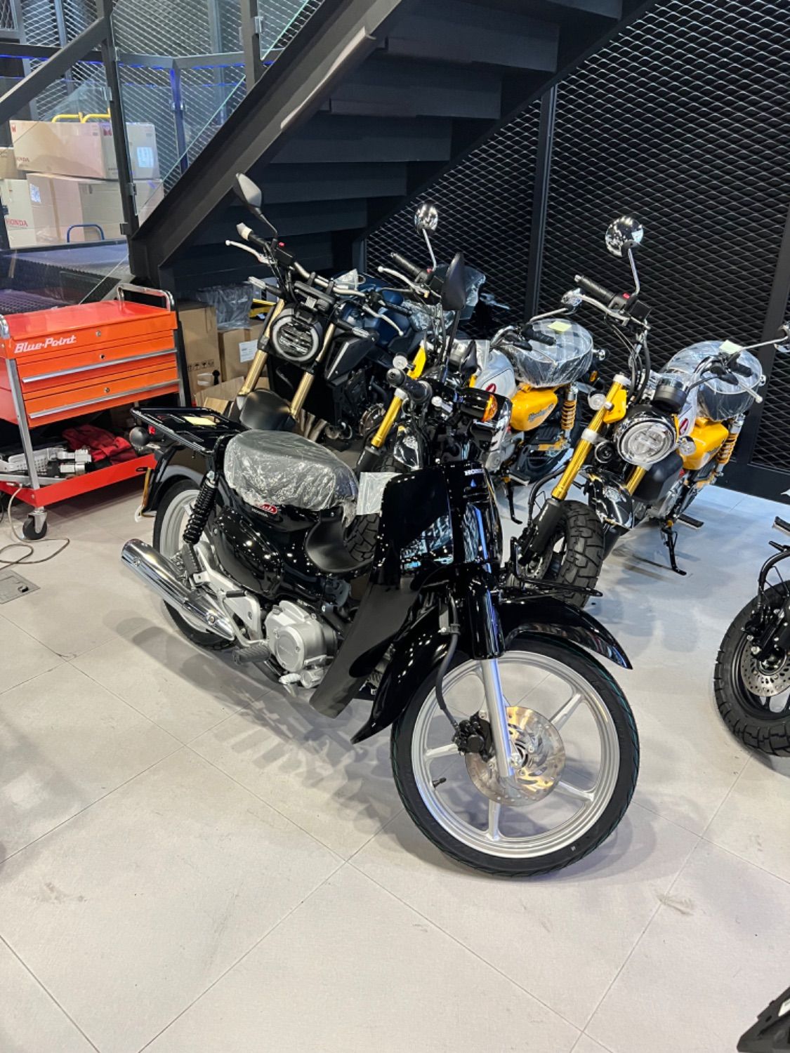 혼다 슈퍼 커브 110 more