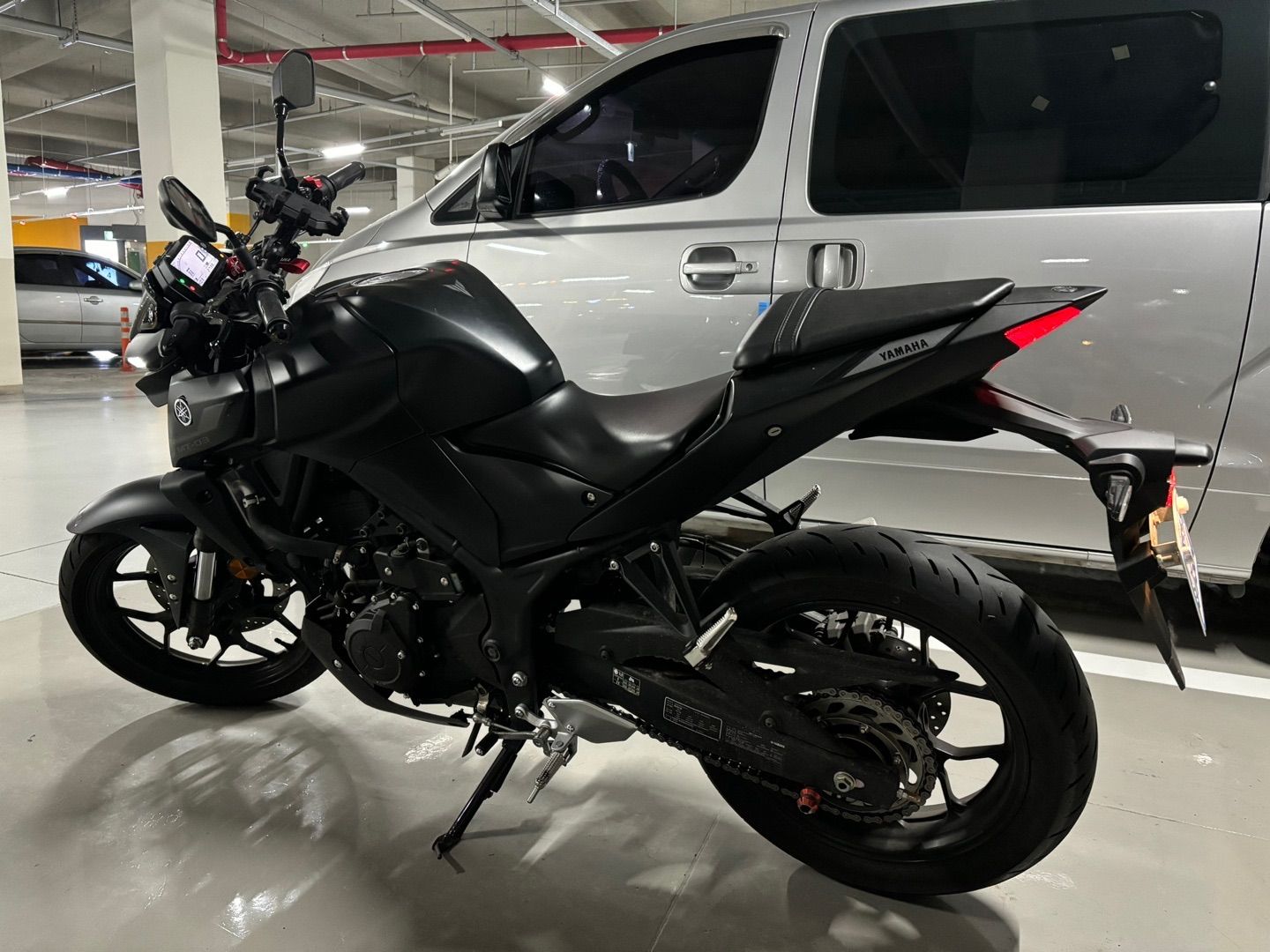 야마하 MT 03 thumb 2