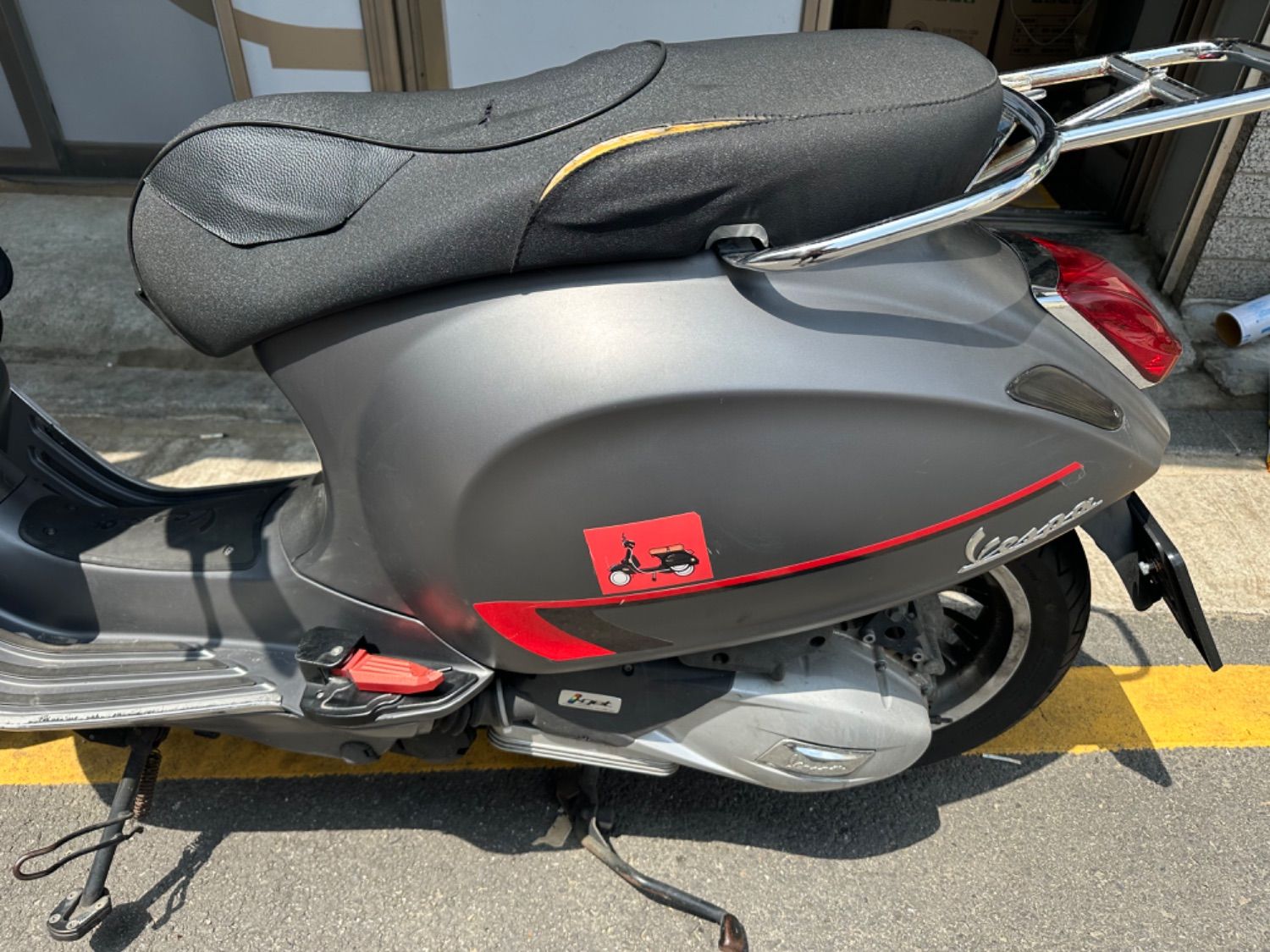 베스파 스프린트 S 125 more