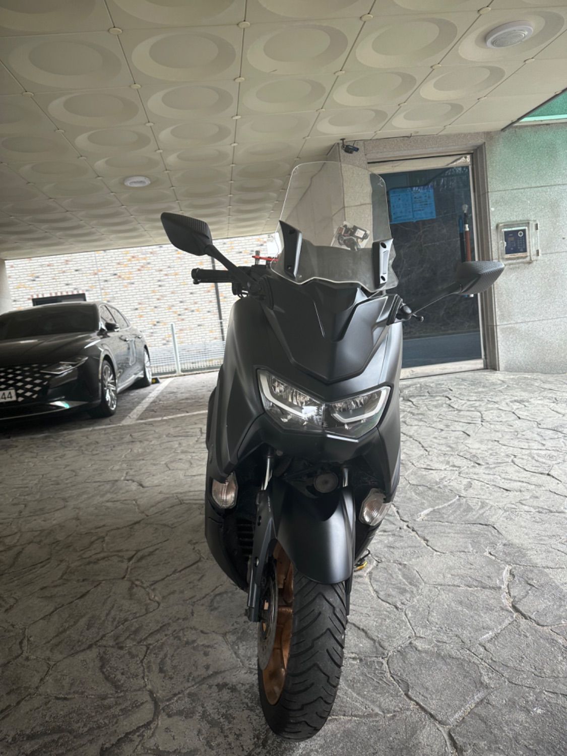 야마하 NMAX 125 thumb 2