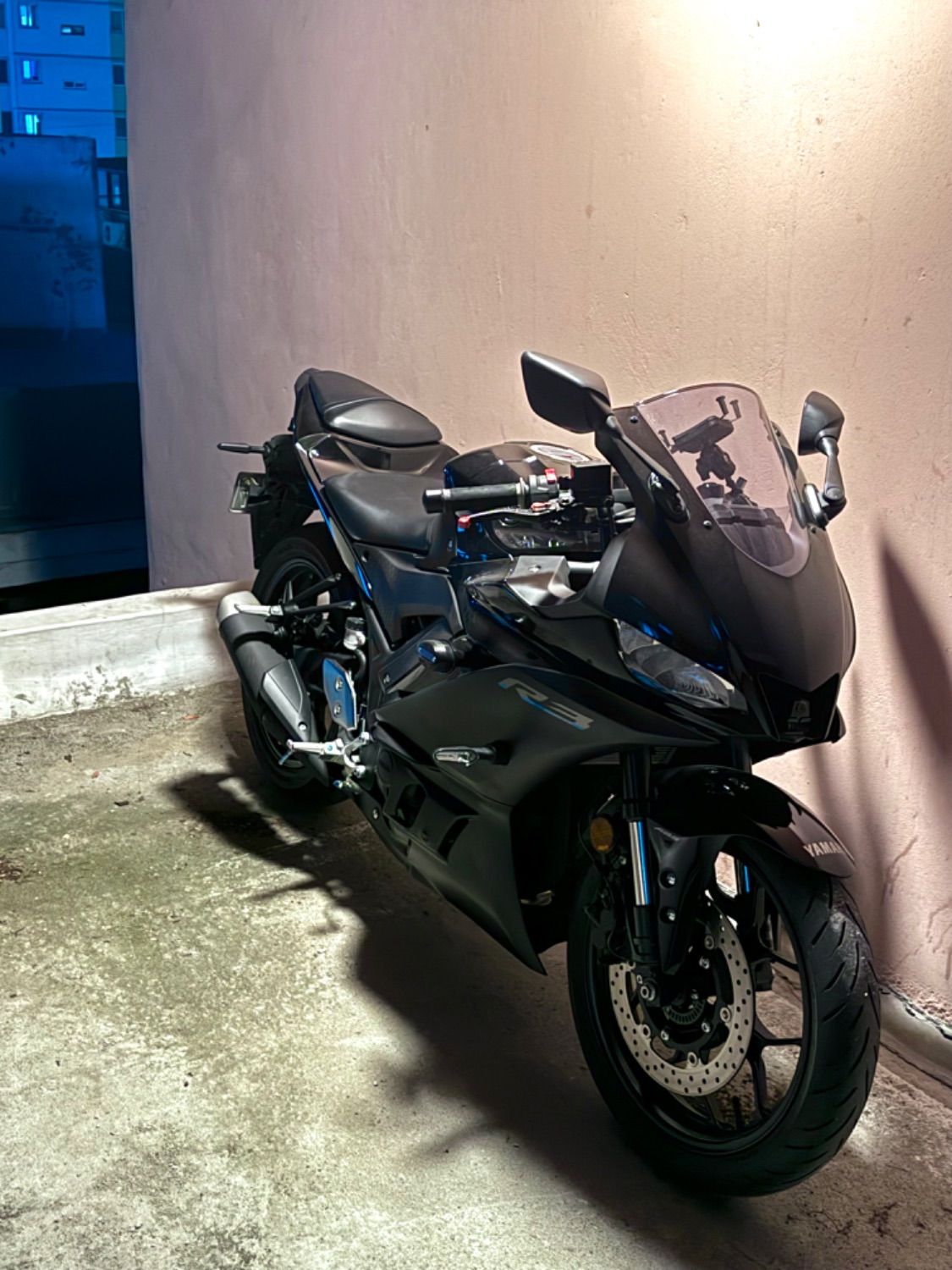 야마하 YZF R3 thumb 2