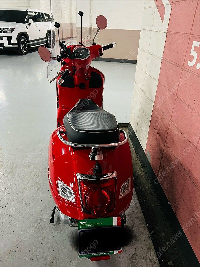 베스파 GTS 125 HPE more