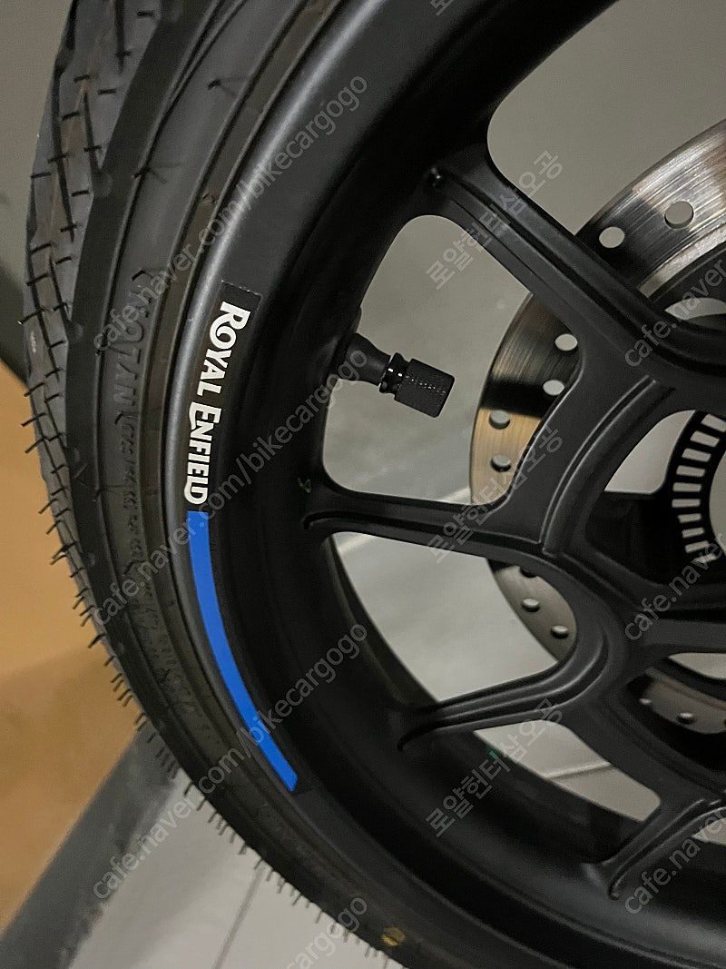 로얄엔필드 헌터 350 more