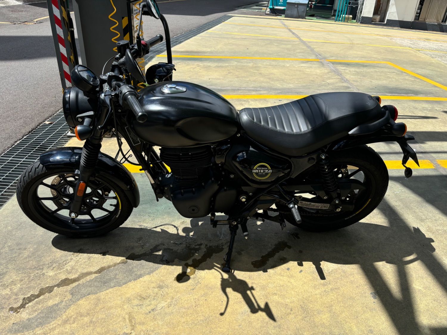 로얄엔필드 헌터 350 more