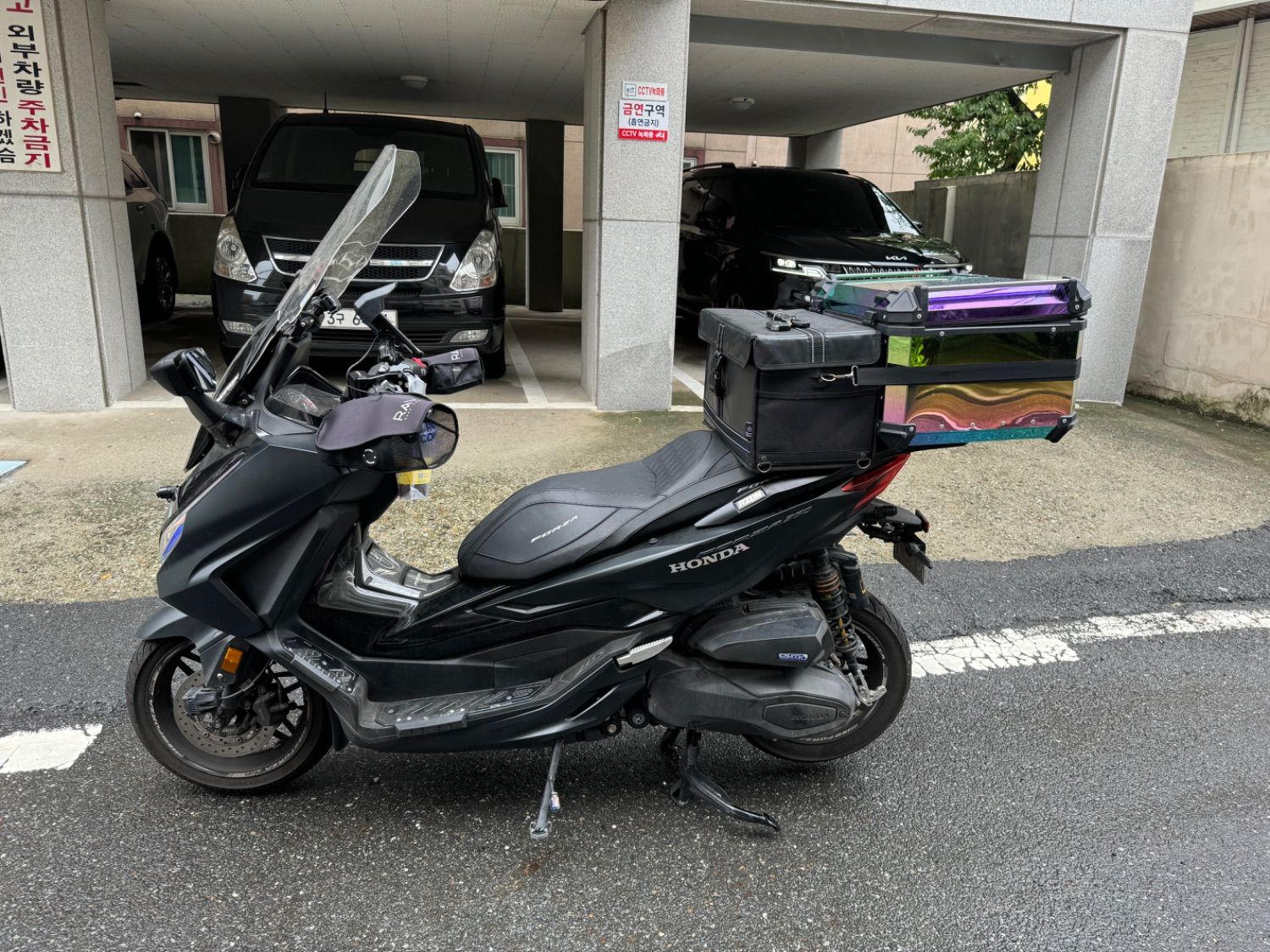 혼다 포르자 350 more