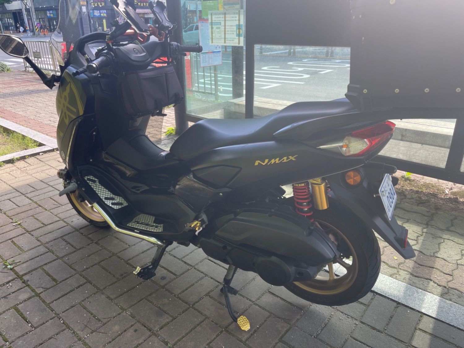 야마하 NMAX 125 more