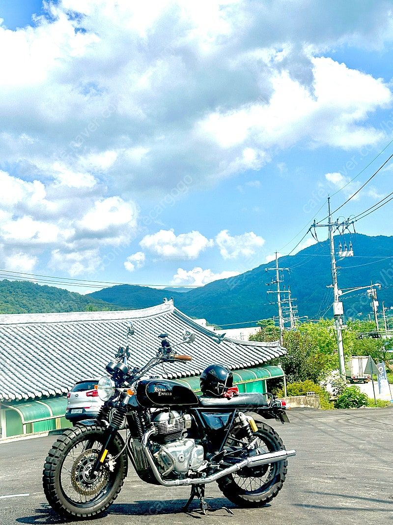 로얄엔필드 인터셉터 650 main