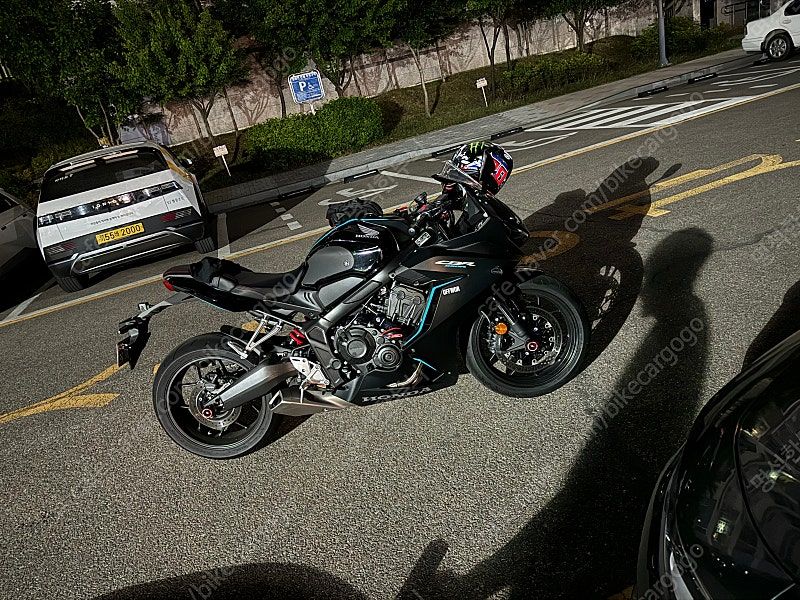 혼다 CBR 650 R MT more