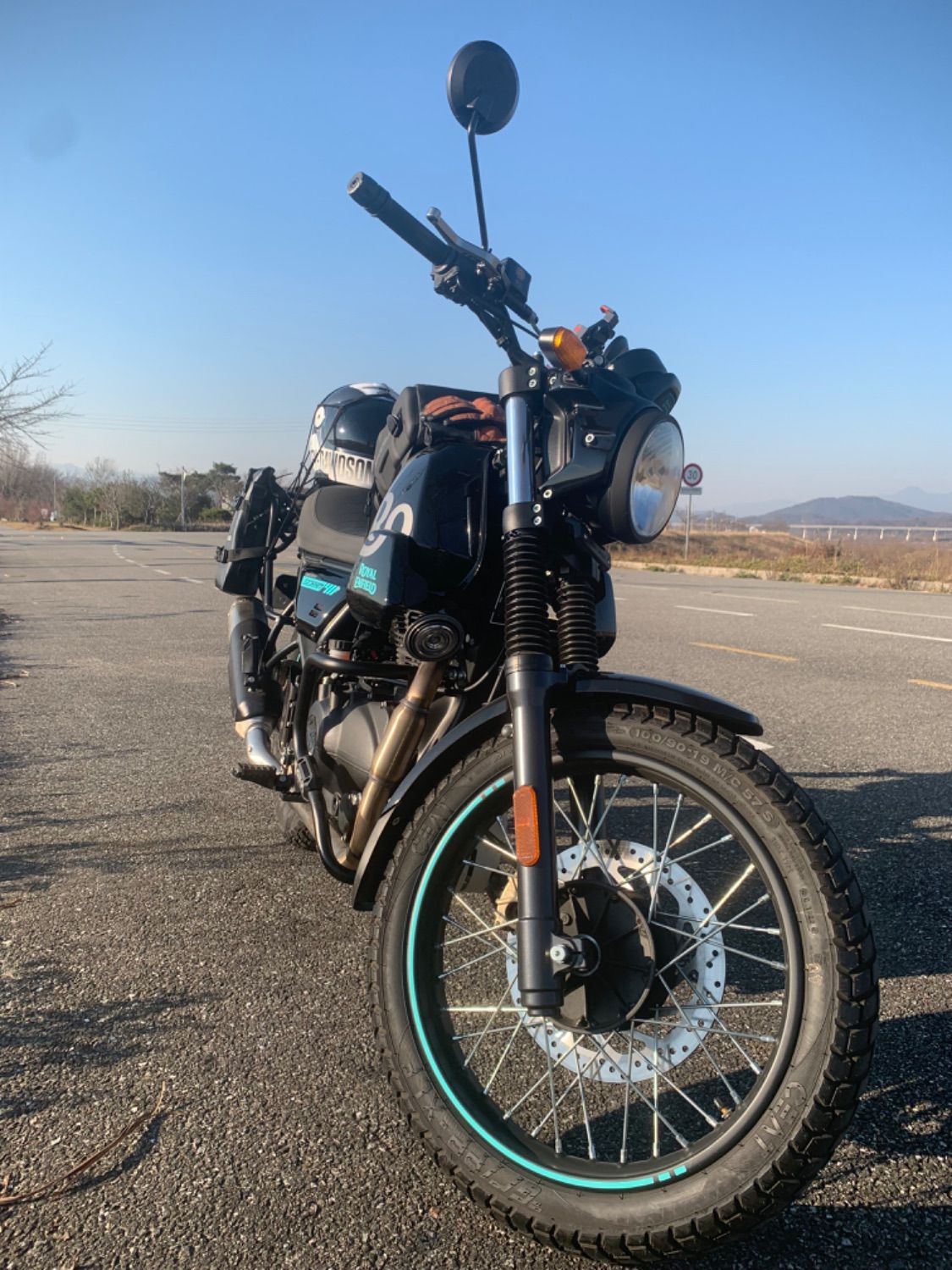 로얄엔필드 스크램 411 thumb 2