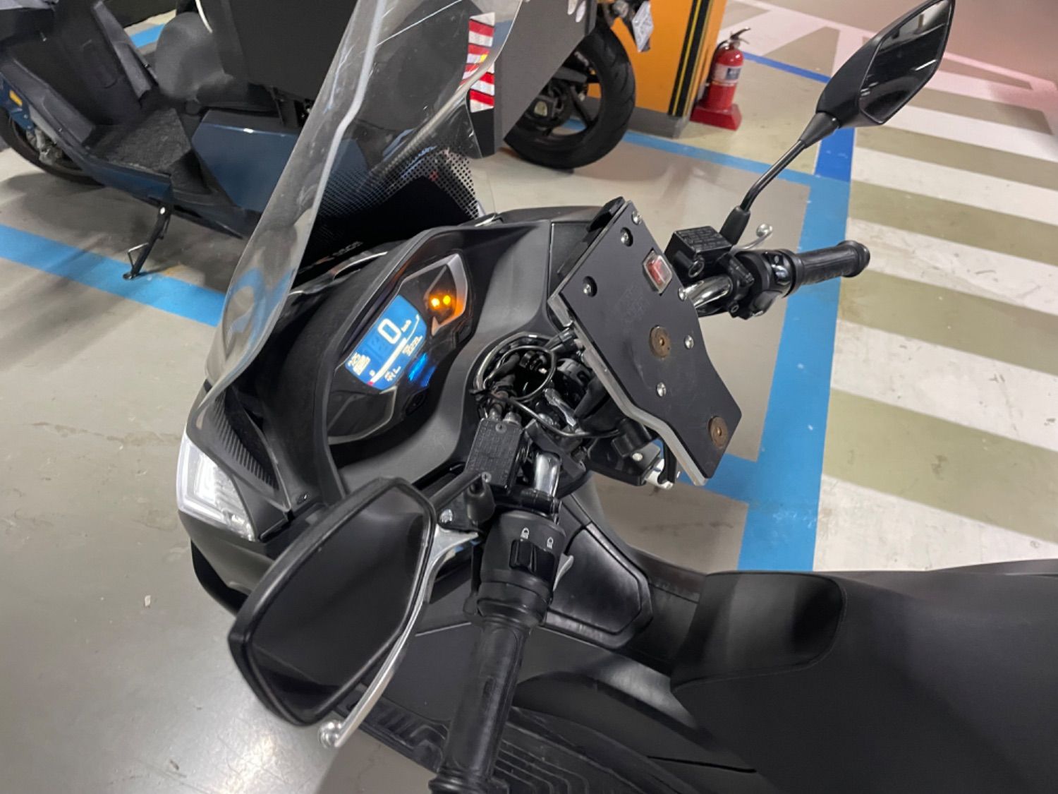 혼다 PCX 125 more