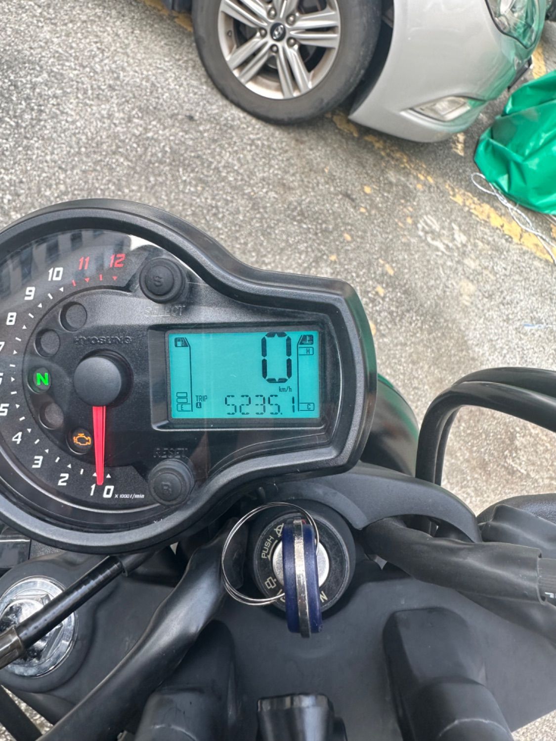 KR모터스 아퀼라 125 more