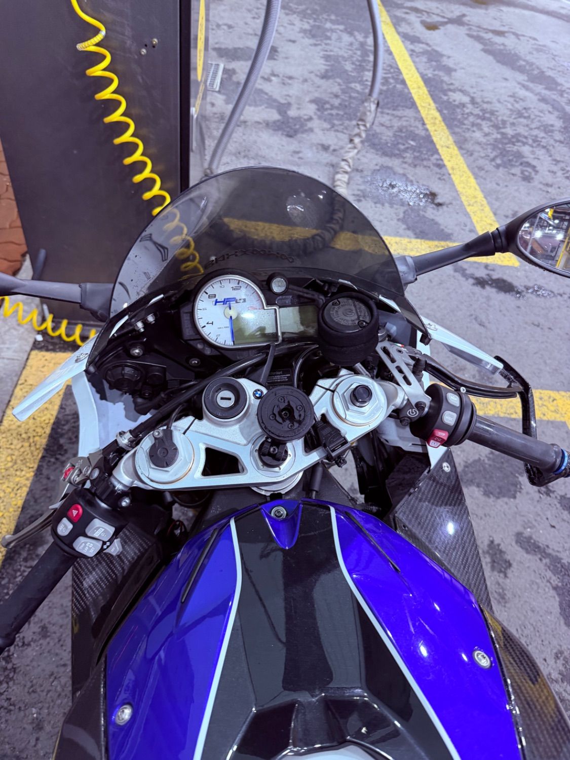 BMW HP4 컴피티션 2013 화이트 사진 7