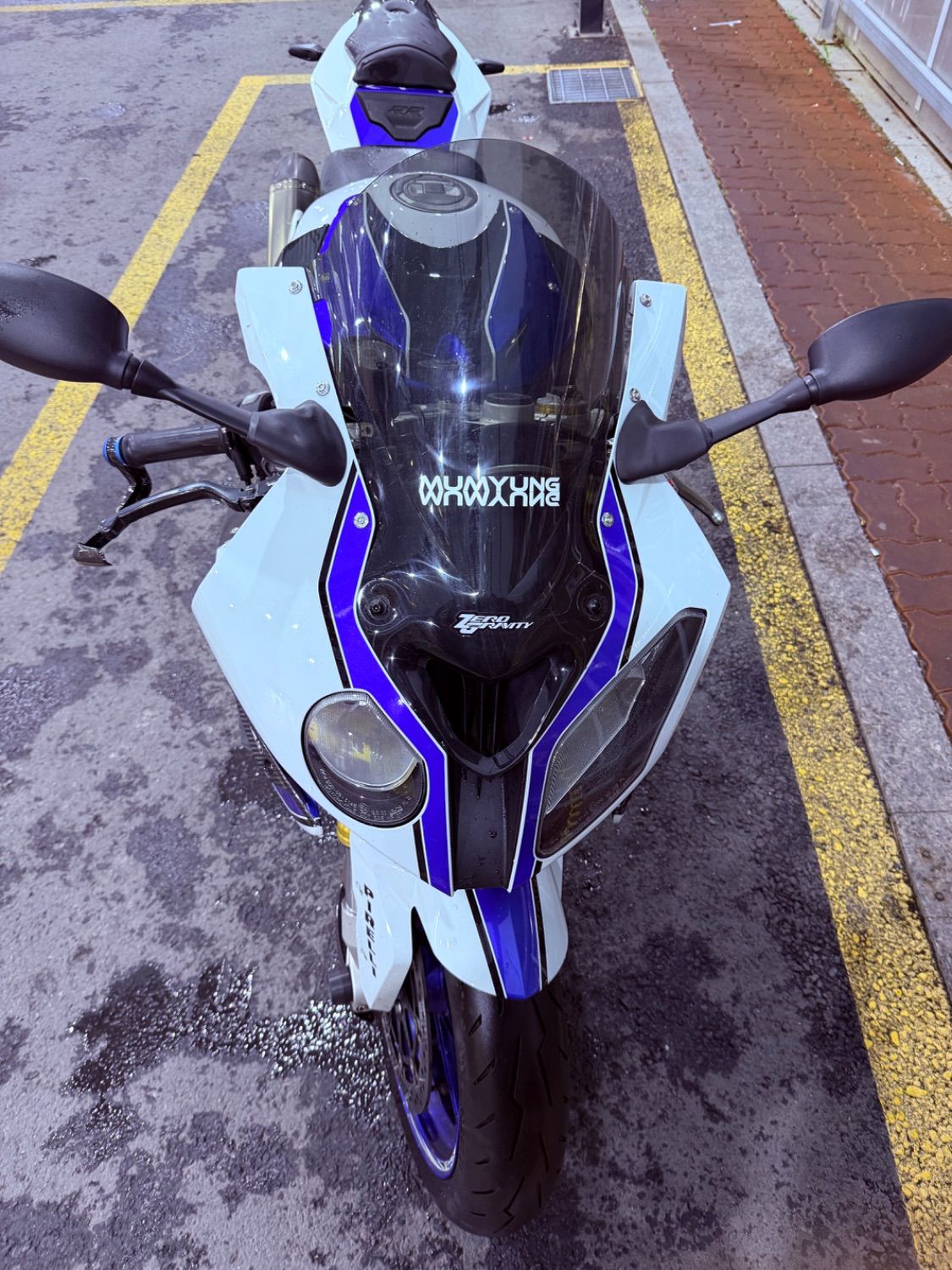 BMW HP4 컴피티션 2013 화이트 사진 6