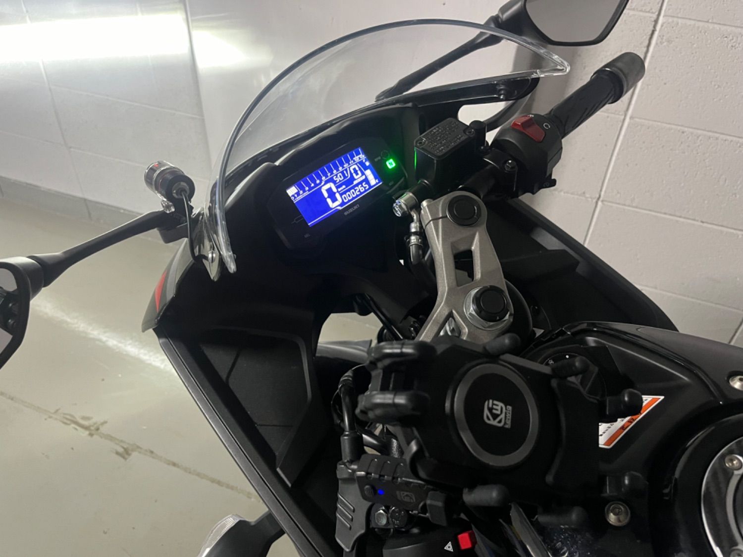 스즈키 GSX R 125 ABS more