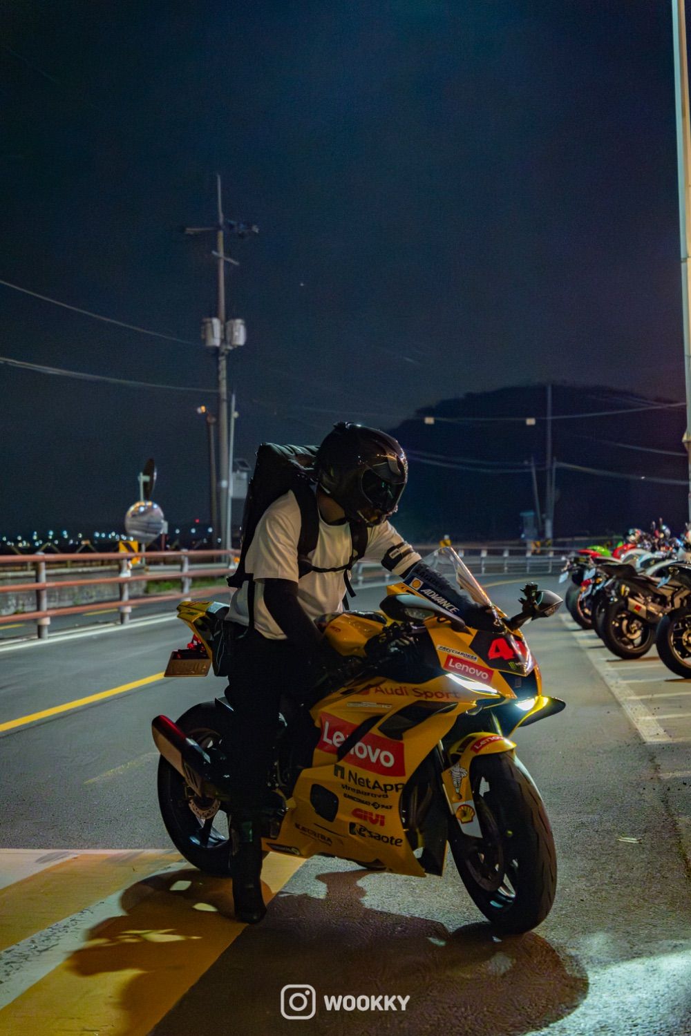 야마하 YZF R6 thumb 2