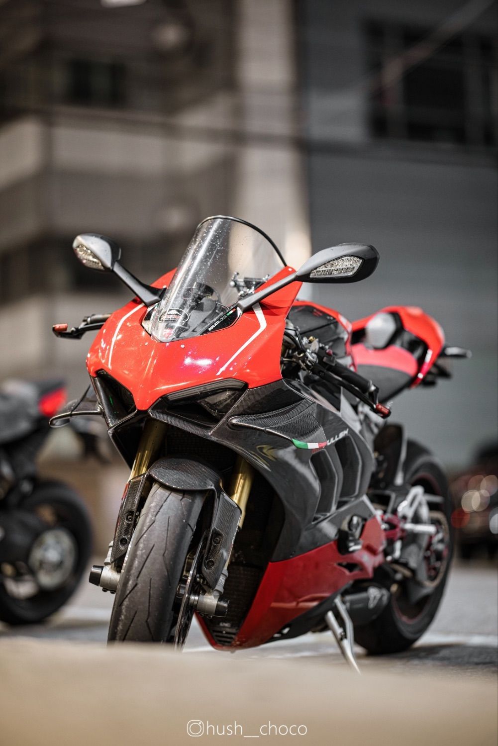 두카티 파니갈레 V4 S thumb 2