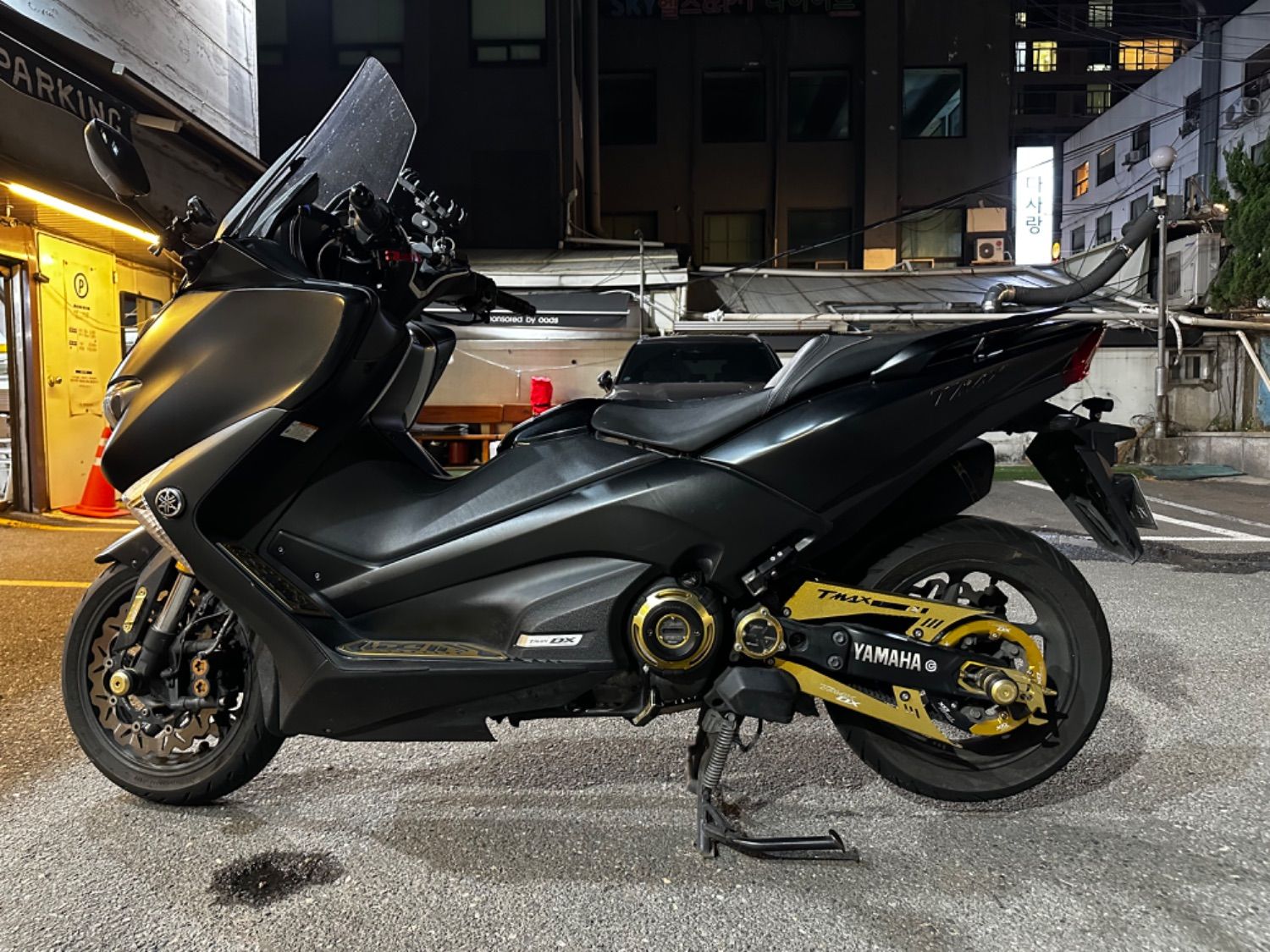 야마하 TMAX DX more