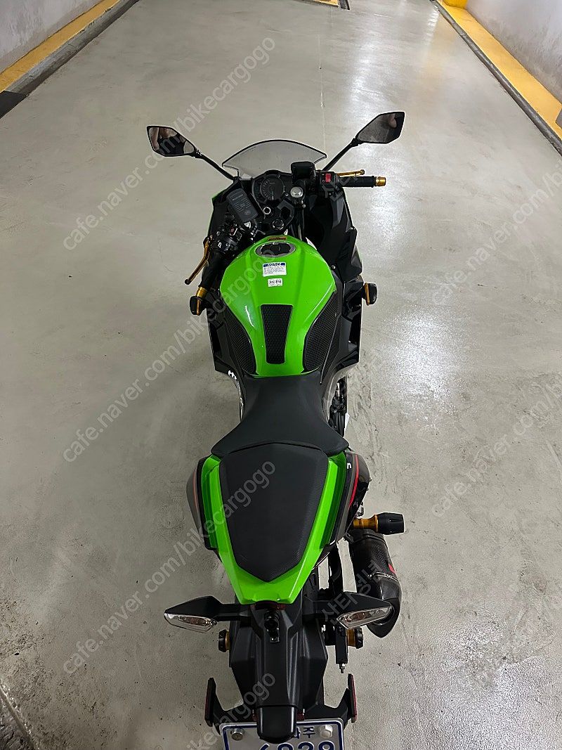 가와사키 닌자 400 ABS thumb 2