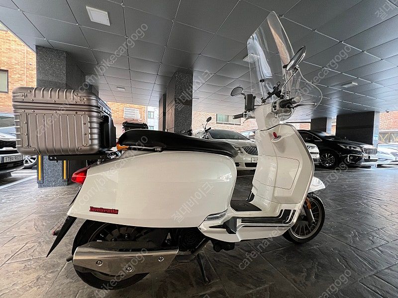 람브레타 V 125 thumb 2