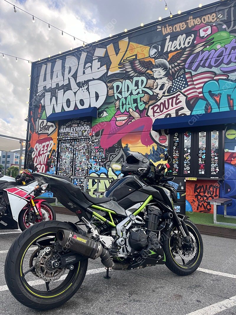 가와사키 Z 900 thumb 2