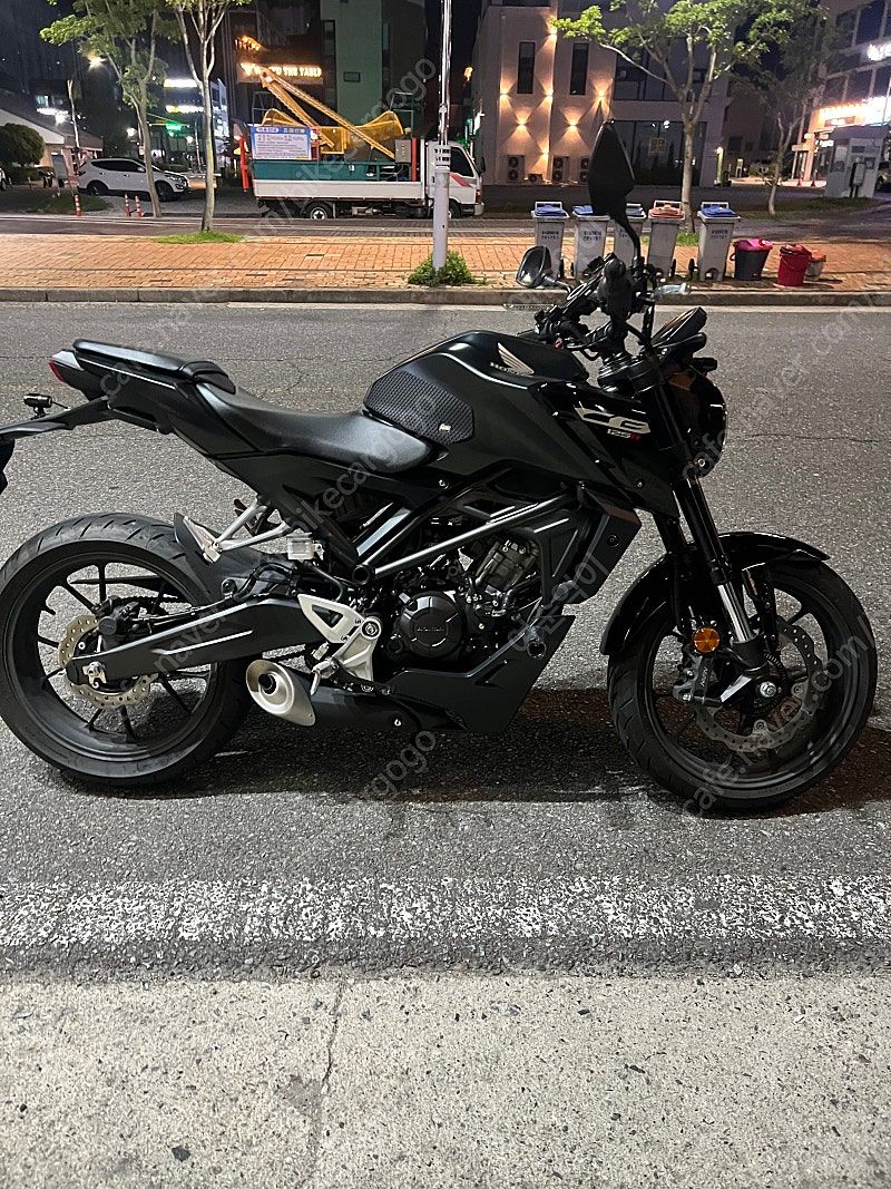 혼다 CB 125 R more