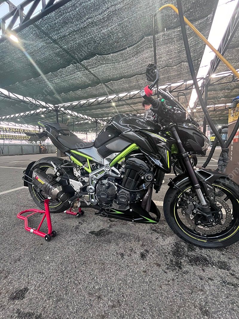 가와사키 Z 900 more