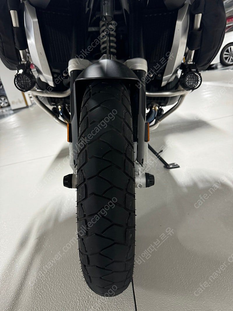 BMW R 1250 GS 2023 블랙 사진 5