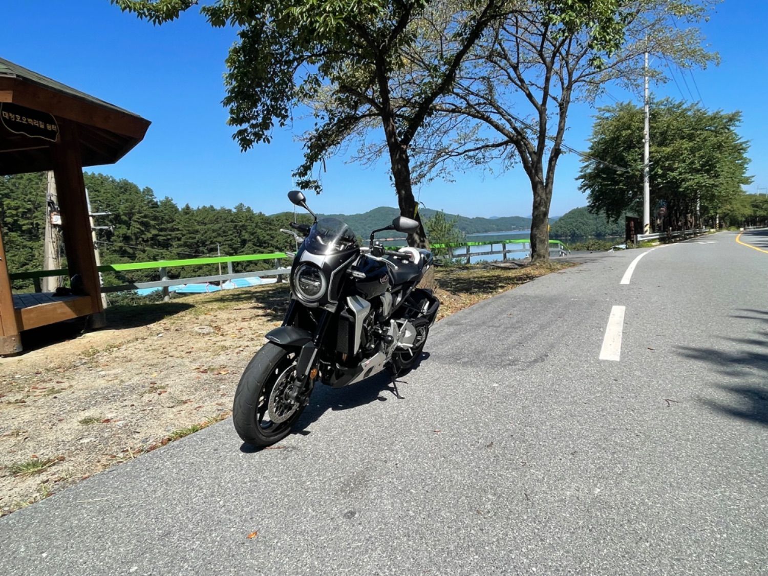 혼다 CB 1000 R 2019 블랙 사진 2