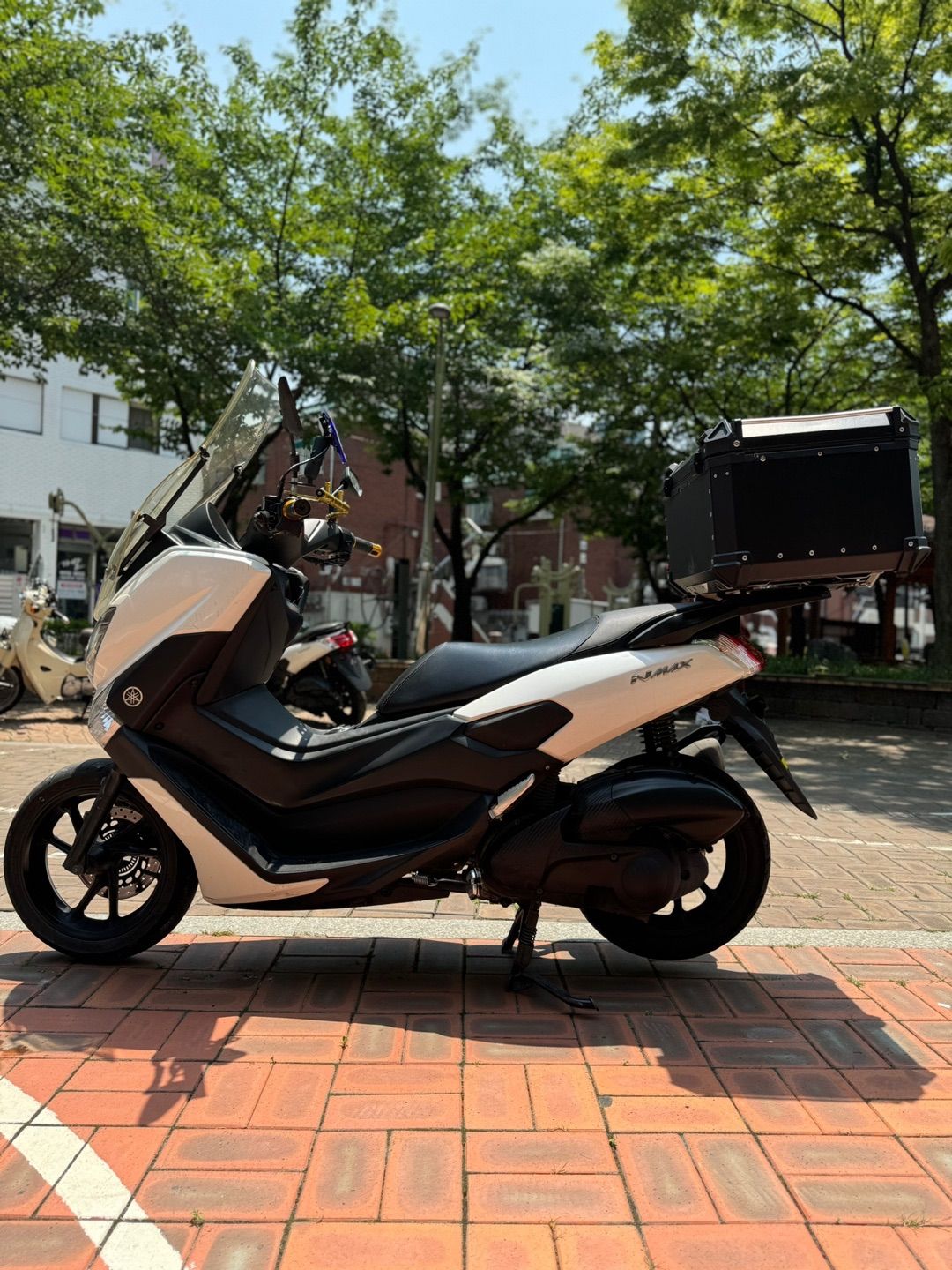 야마하 NMAX 125 thumb 2