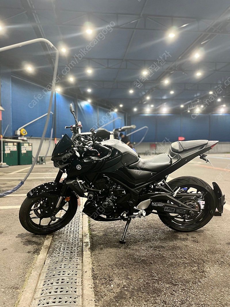 야마하 MT 03 thumb 2