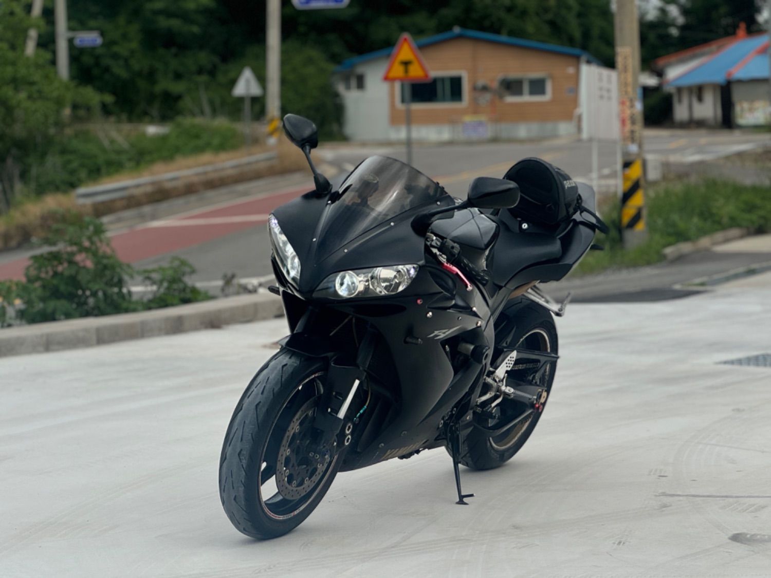 야마하 YZF R1 more