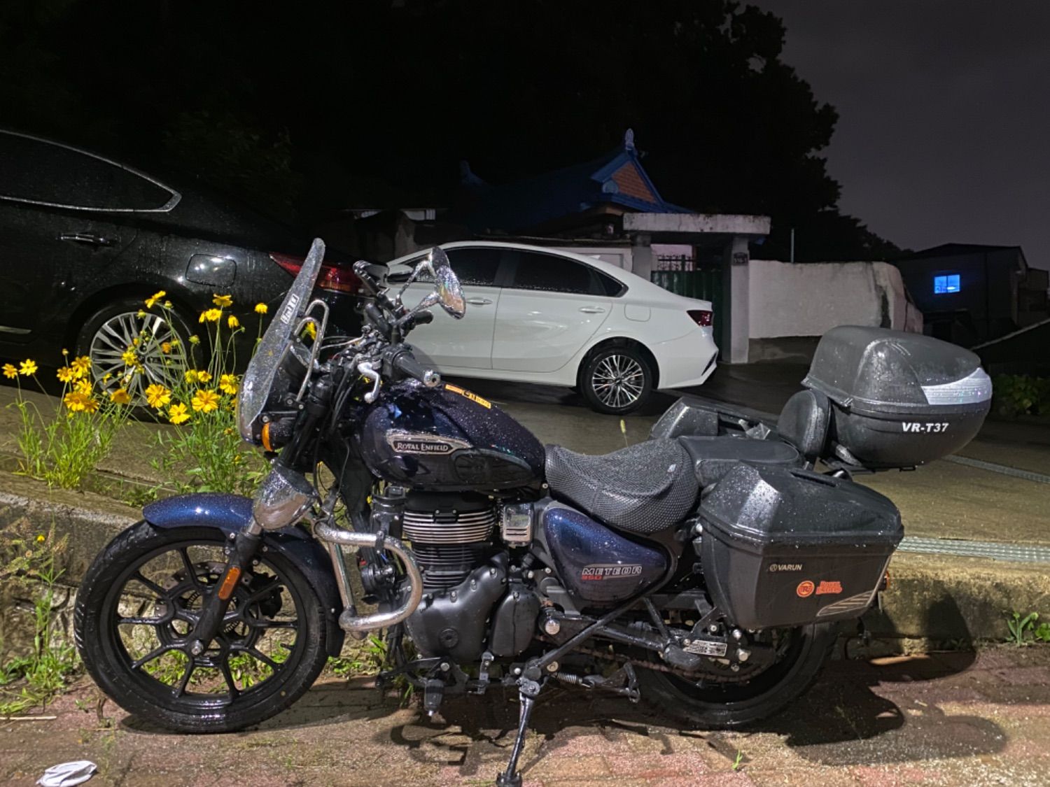 로얄엔필드 메테오 350 thumb 2