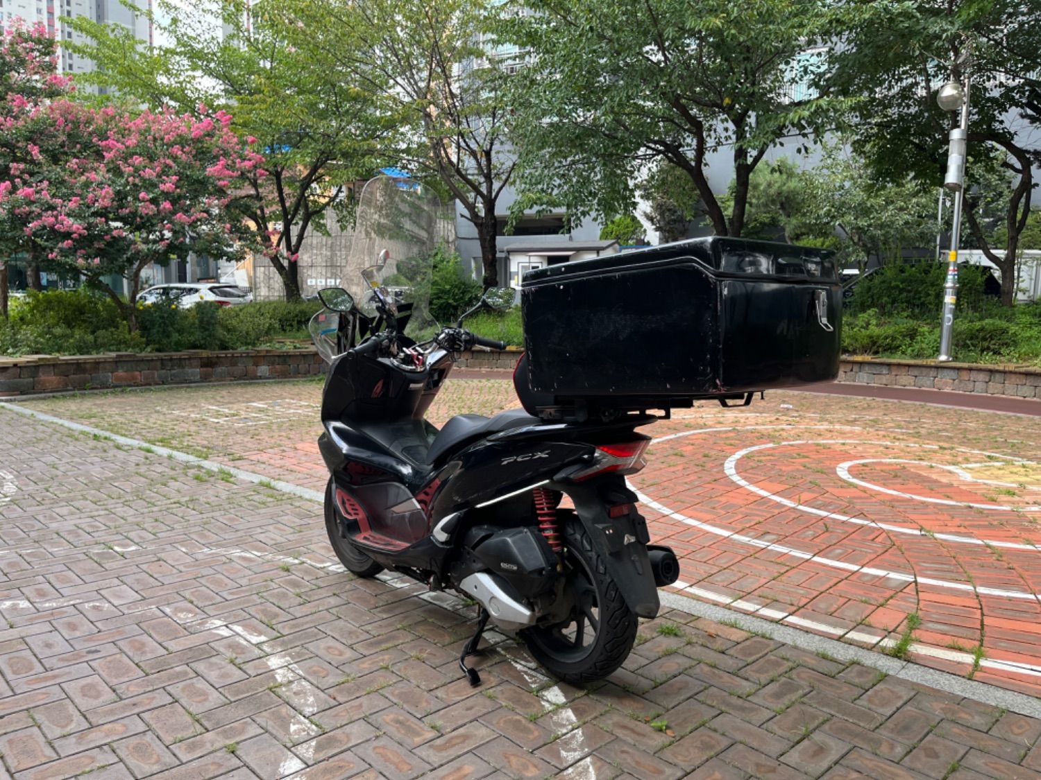 혼다 PCX 125 more