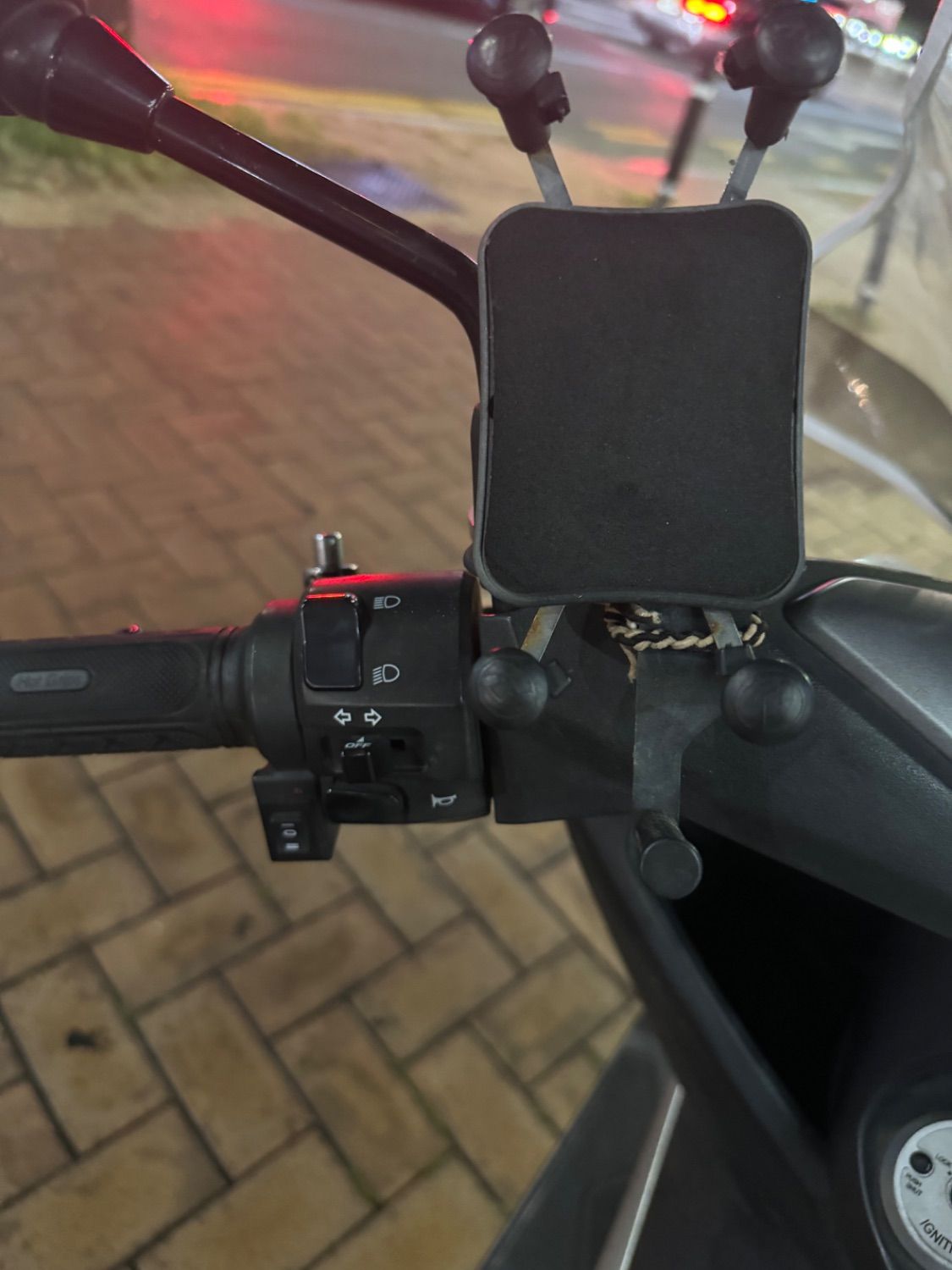 야마하 NMAX 125 thumb 2