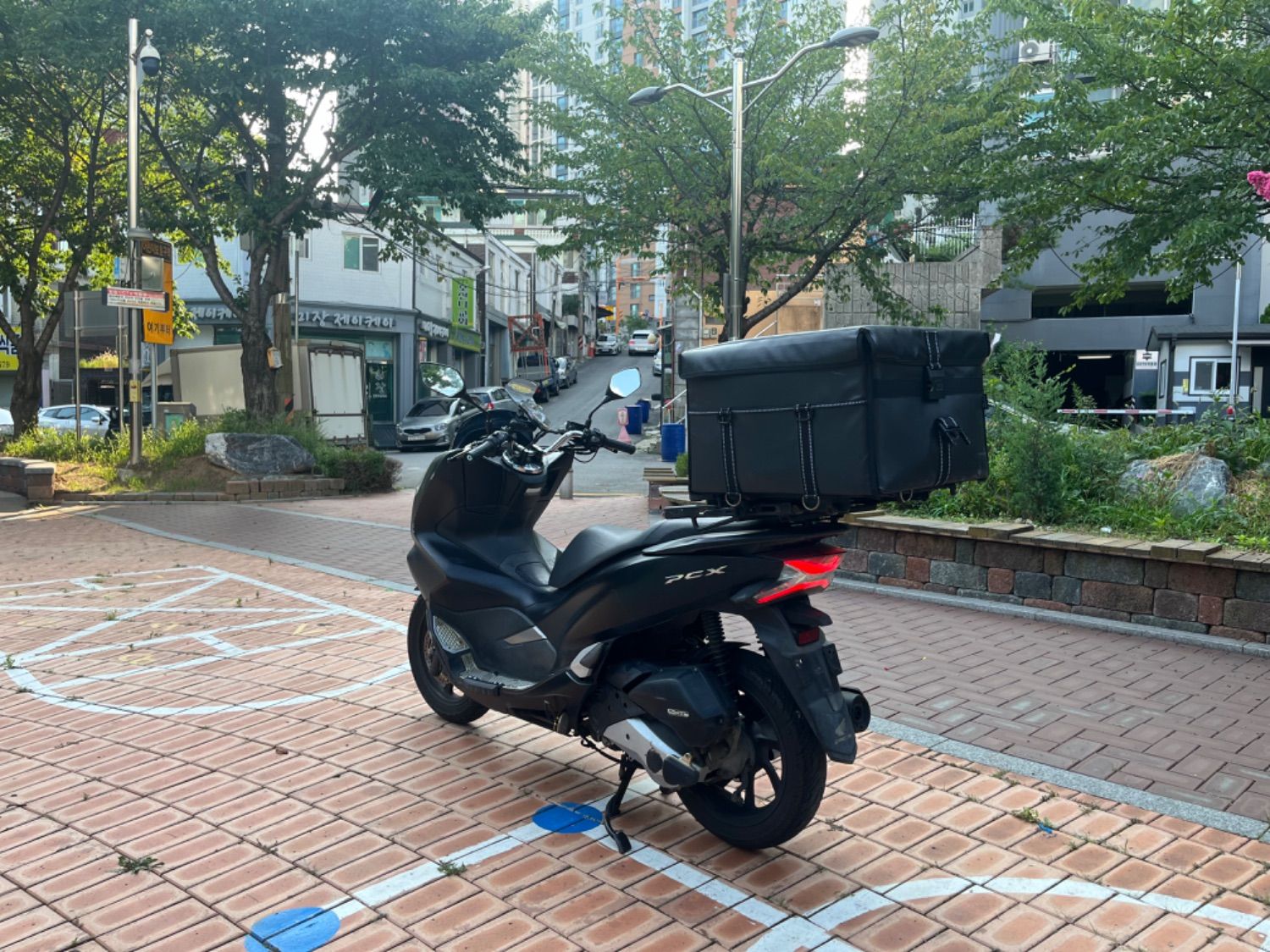혼다 PCX 125 more
