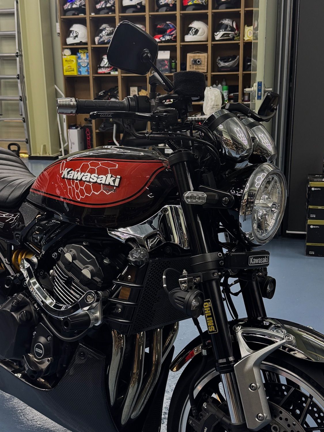 가와사키 Z 900 RS 2018 블랙 사진 8