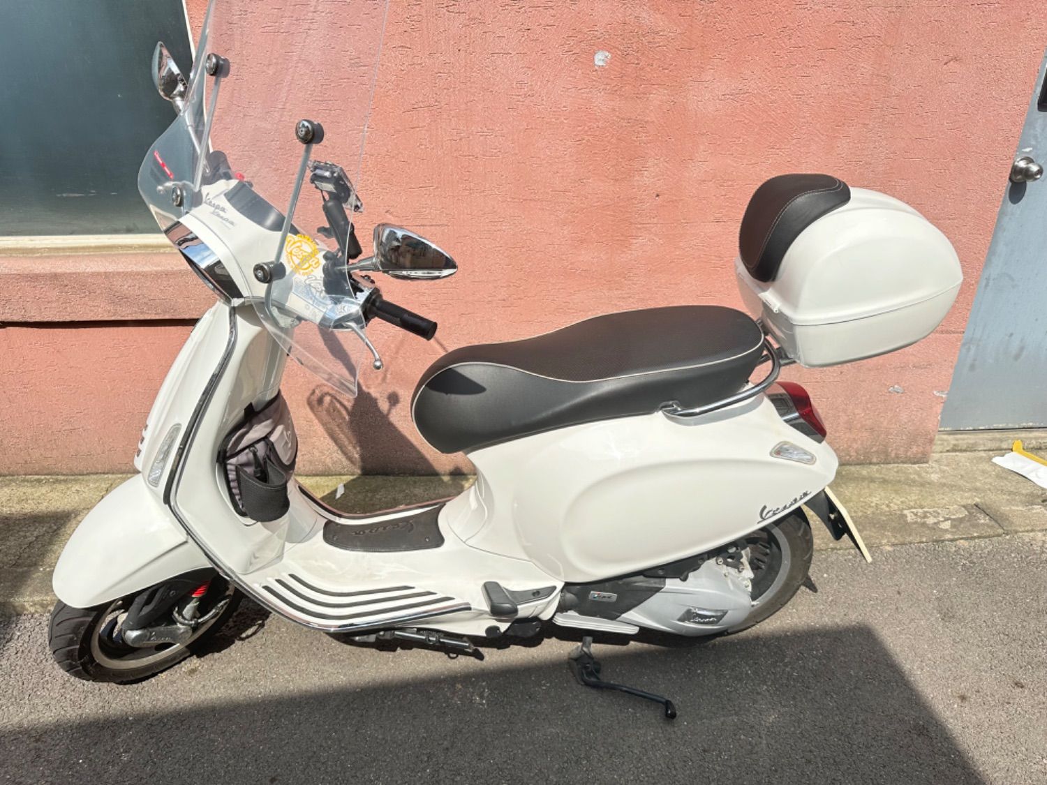 베스파 스프린트 S 125 more