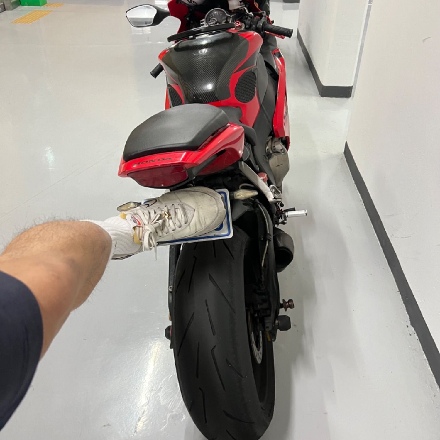 혼다 CBR 1000 RR 2008 레드 사진 4