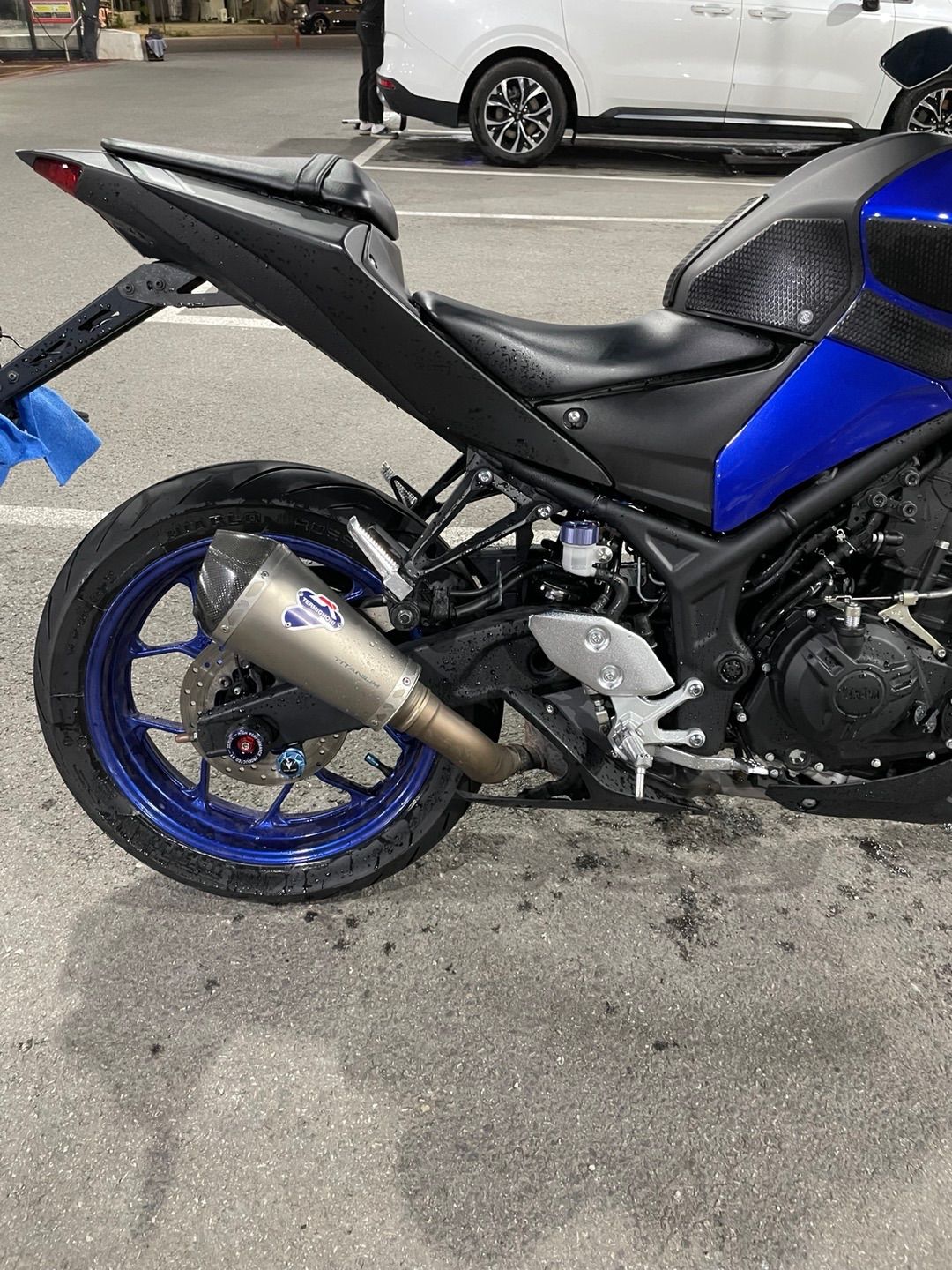 야마하 MT 03 more